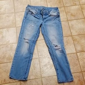 Size 2 American Eagle Crop